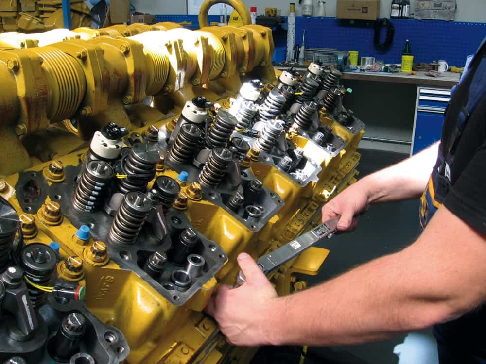 Repairing and overhauling all Caterpillar engines requires manufacturers guidance